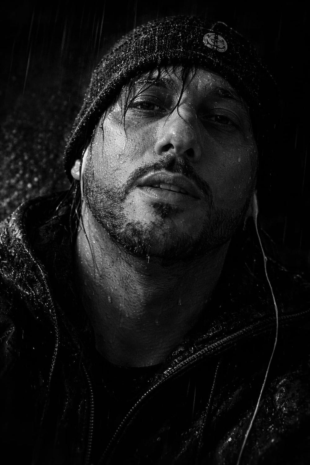 ANFAPINTO portrait in the rain, black and white